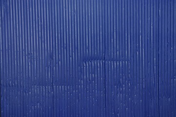 青色のトタン壁