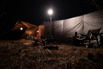 tent in the night © itnc