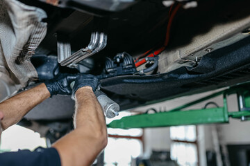 replacement of the fuel pump of a diesel engine of a car.