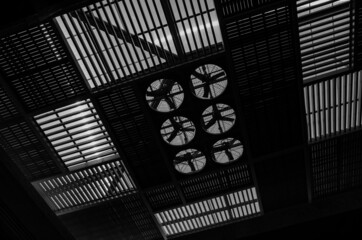 ceiling factory ventilate air flow