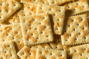 Healthy Homemade Saltine Soda Crackers