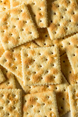 Healthy Homemade Saltine Soda Crackers