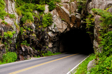 Marys Rock Tunnel on Skyline Drive, Shenandoah National Park, Virginia, USA