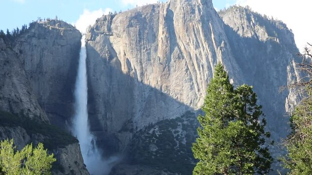 Upper Yosemite Fall - Yosemite NP, California