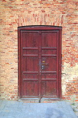 old wooden door in wall lahore punjab
