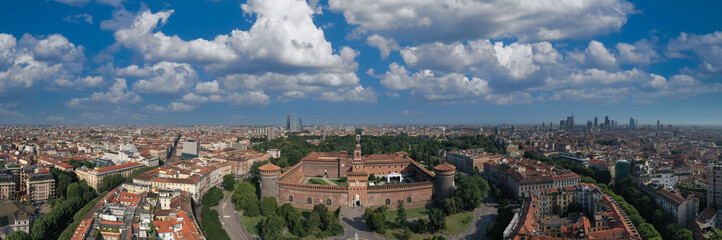 Obraz premium Panorama Castello Sforzesco aerial view. The residence of the Sforza dynasty of Milan in the center of Milan. Top view of Sforzesco castle in Milan Italy. The main Italian castle in Milan.