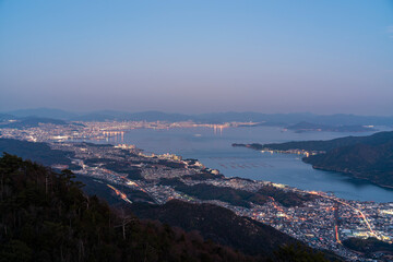 Fototapeta na wymiar 経小屋山からの夕景（広島県、廿日市市）