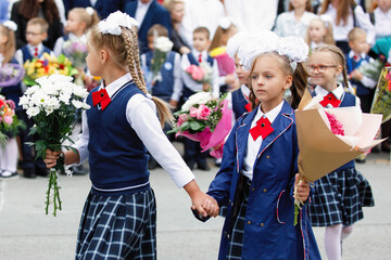 Mass holiday of schoolchildren in September.