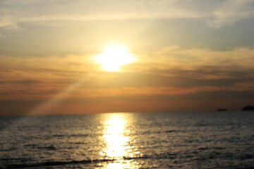 tramonto sul mare