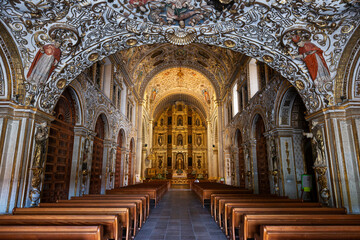View of the interior of the Santo Domingo de Guzman Church, in the city of Oaxaca de Juarez, Mexico.