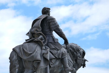 Fototapeta premium Nizhny Novgorod, Russia, 08.05.2021. Monument to Alexander Nevsky at the Cathedral on the Strelka, at the confluence of