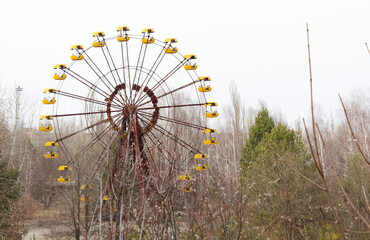 The Ferris wheel is in the priply.