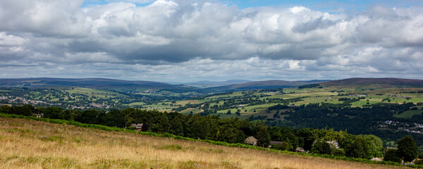 Obraz premium Ilkley Moor West Yorkshire an Elevated View