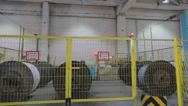 Testing wire quality in an ea factory, checking wire quality.