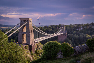 Clifton Suspension Bridge and hot air balloons