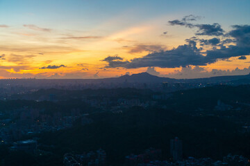 台湾の観光名所を巡っている風景 Scenes from a tour of Taiwan's tourist attractions.