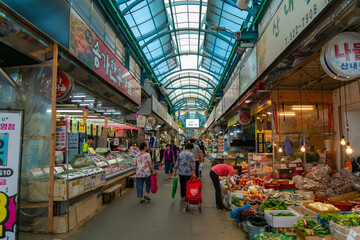 韓国のソウルの観光名所を旅行している風景 A scene from a trip to a tourist...