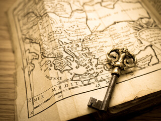 古地図と鍵