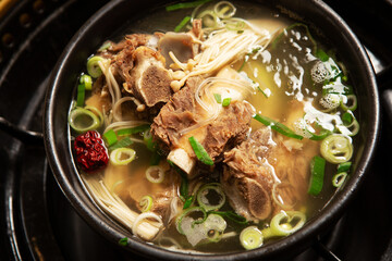 Short Rib Soup in a Hot Pot 