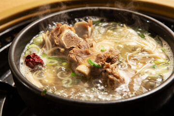 Short Rib Soup in a Hot Pot 