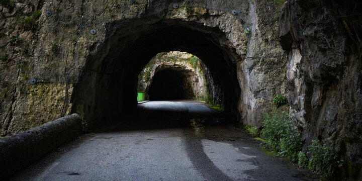 road of small goulets in the vercors