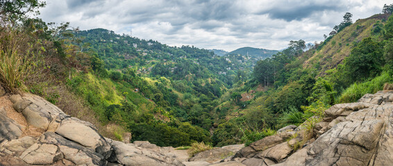 Fototapeta na wymiar Beautiful mountain panorama of Ella Rock in Sri Lanka. Cloudy day