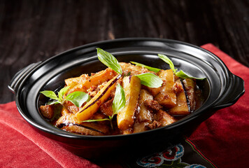 Delicious Chinese food, meat foam, eggplant pot