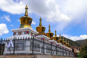 Obraz premium Qinghai Tibetan Buddhist monastery