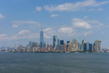 Fototapeta premium Panorama view Lower Manhattan of cityscape and famous skyscrapers in New York City