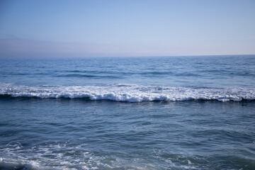 Obraz na płótnie Canvas Blue Ocean Waves