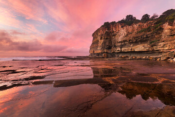 pink sunrise at the skillion in terrigal