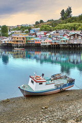 Fototapeta na wymiar boats in the bay