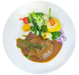 grilled beef with vegetables sauce