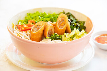prings rool with noodle rice