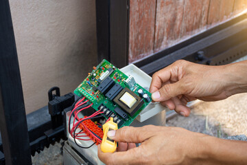 Repair door remote controlled