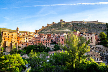 Fototapeta na wymiar Pueblo de Albarracín con sus murallas medievales, Teruel, España