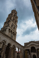 Fototapeta na wymiar クロアチア　スプリットの旧市街の聖ドムニウス大聖堂