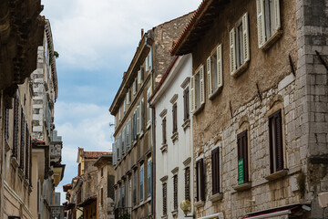 Fototapeta na wymiar クロアチア　ポレッチの旧市街の街並み