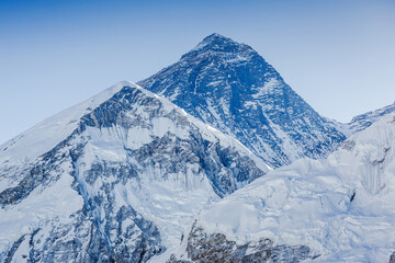 Fototapeta na wymiar Everest Mountain Peak - the top of the world (8848 m)