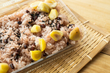 栗入り赤飯