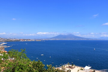 Fototapeta na wymiar stunning view of the waters of Tyrrhenian sea on the coast of Napoli
