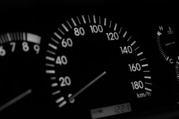 スピードメーター