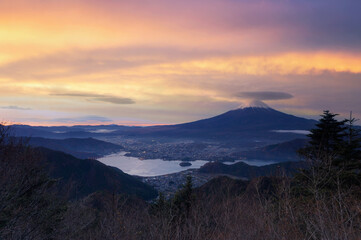 Naklejka na ściany i meble beautiful Fuji mountain on sunrise