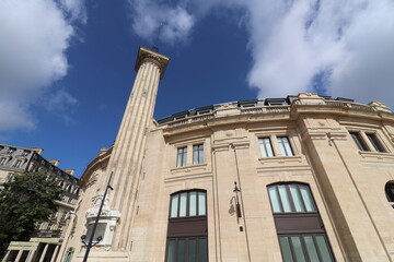 La bourse de commerce, ancienne halle aux blés, et désormais lieu d'exposition de la collection d'art Pinault vue de l'extérieur, ville de Paris, France