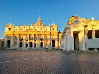 Fototapeta na wymiar Sun in Vatican
