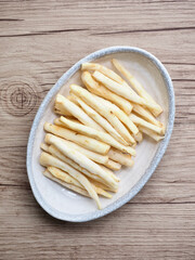 신선한 유기농 뿌리채소 더덕 
