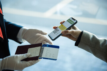 Check in at airport with vaccine passport - obrazy, fototapety, plakaty