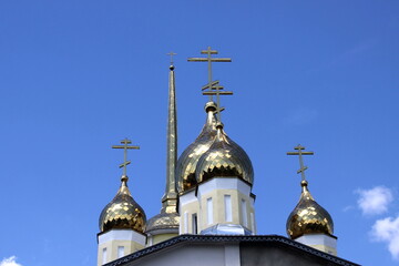 Fototapeta na wymiar Church of the Nativity of the Virgin in Romodanov in the old part of Kaluga