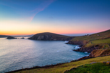 Fototapeta na wymiar Beautiful scenery of the Atlantic Ocean coastline on Dingle Peninsula, County Kerry, Ireland.