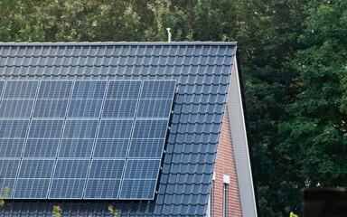 Dach mit Solar